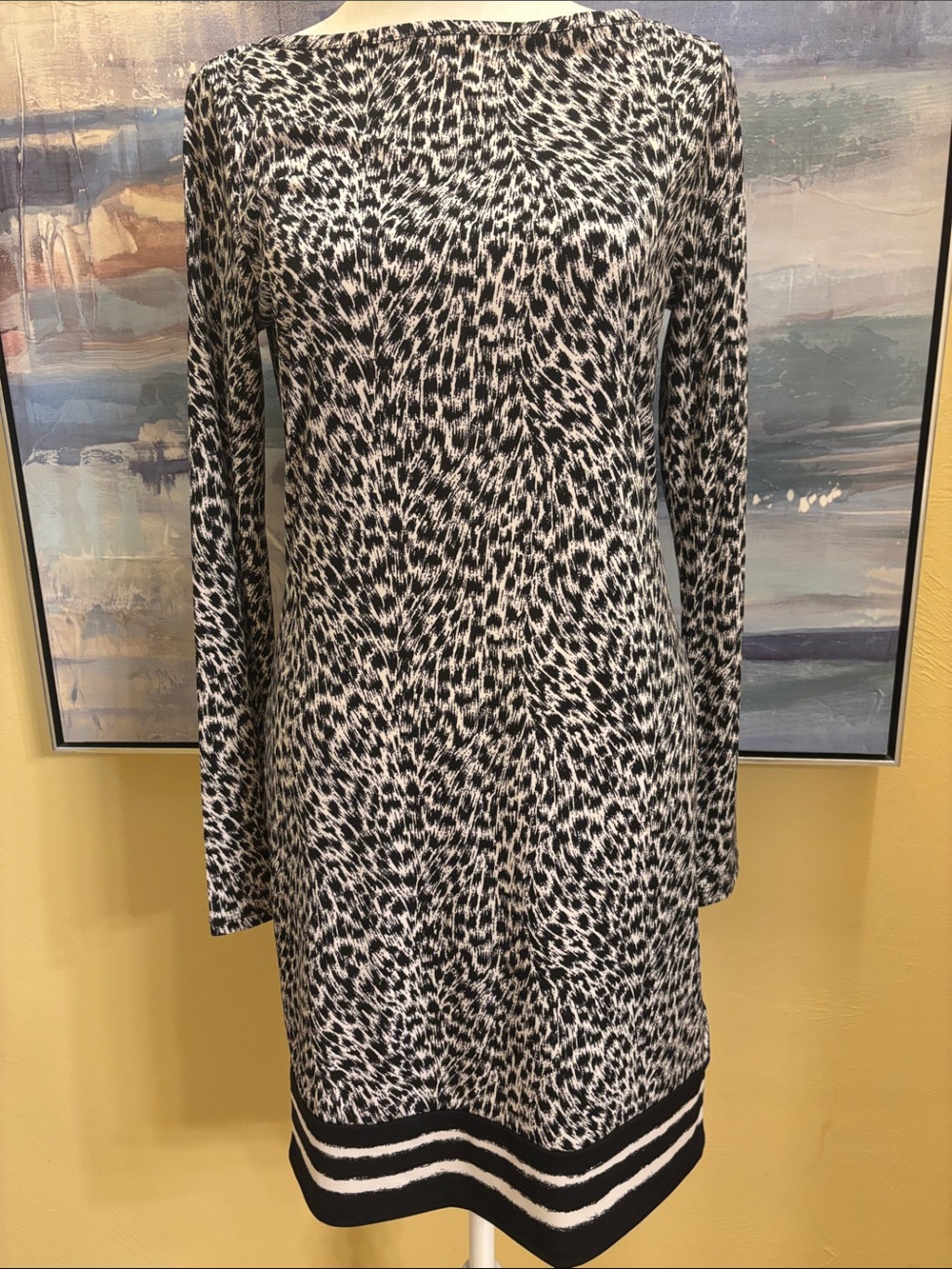 Michael Kors Black and White Long-Sleeve Patterned Shift Dress